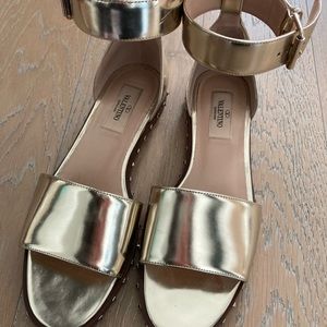 Valentino Rockstud sandals in gold